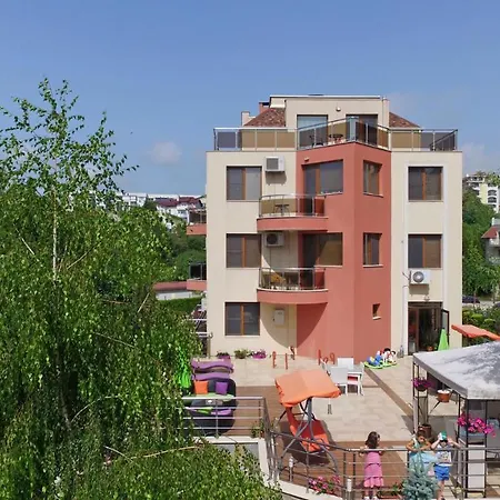 Fantasy Apartments Varna Exterior photo